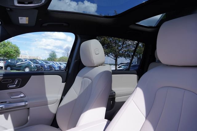 New 2026 Mercedes-Benz GLB 250 4MATIC image 15