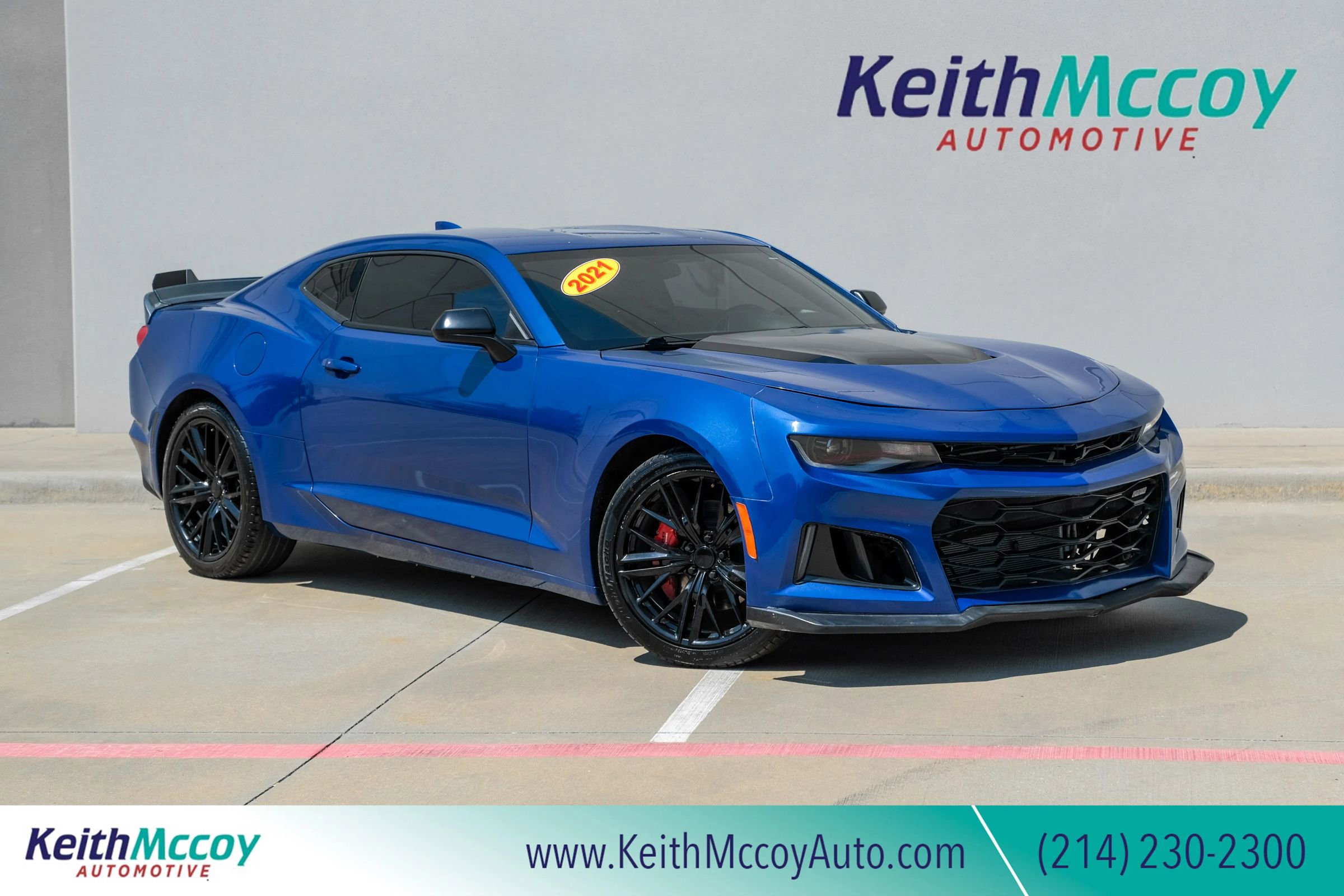 Used 2021 Chevrolet Camaro LT image 1