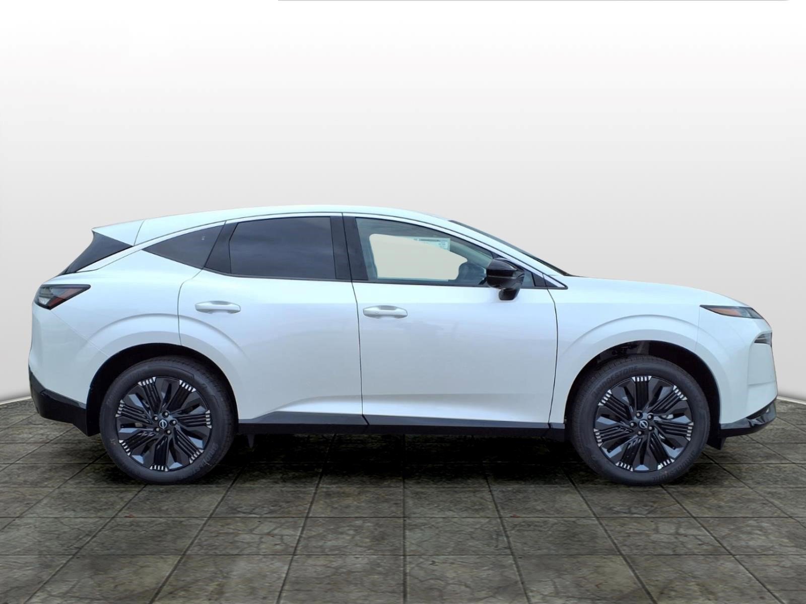 New 2026 Nissan Murano Platinum w/ Cargo Package AWD/4WD image 2