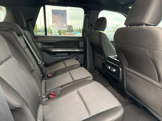 Used 2021 Ford Expedition XLT AWD/4WD image 30