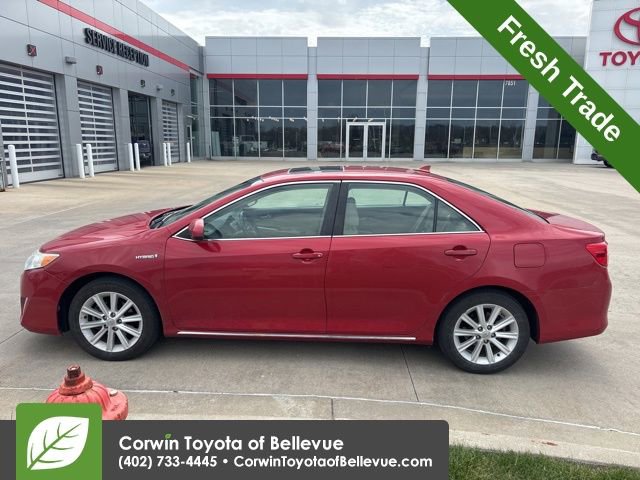 Used 2014 Toyota Camry XLE w/ Leather Package image 7