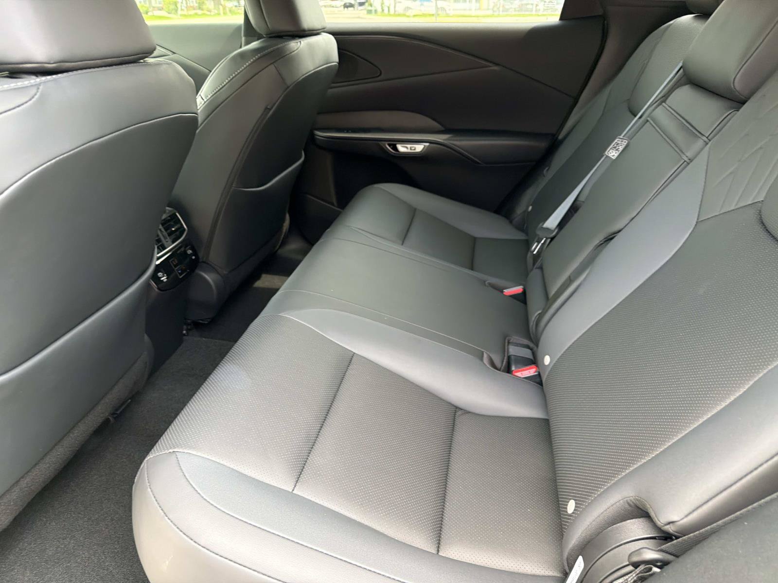 Used 2025 Lexus RX 350 F Sport w/ Convenience Package AWD/4WD image 13