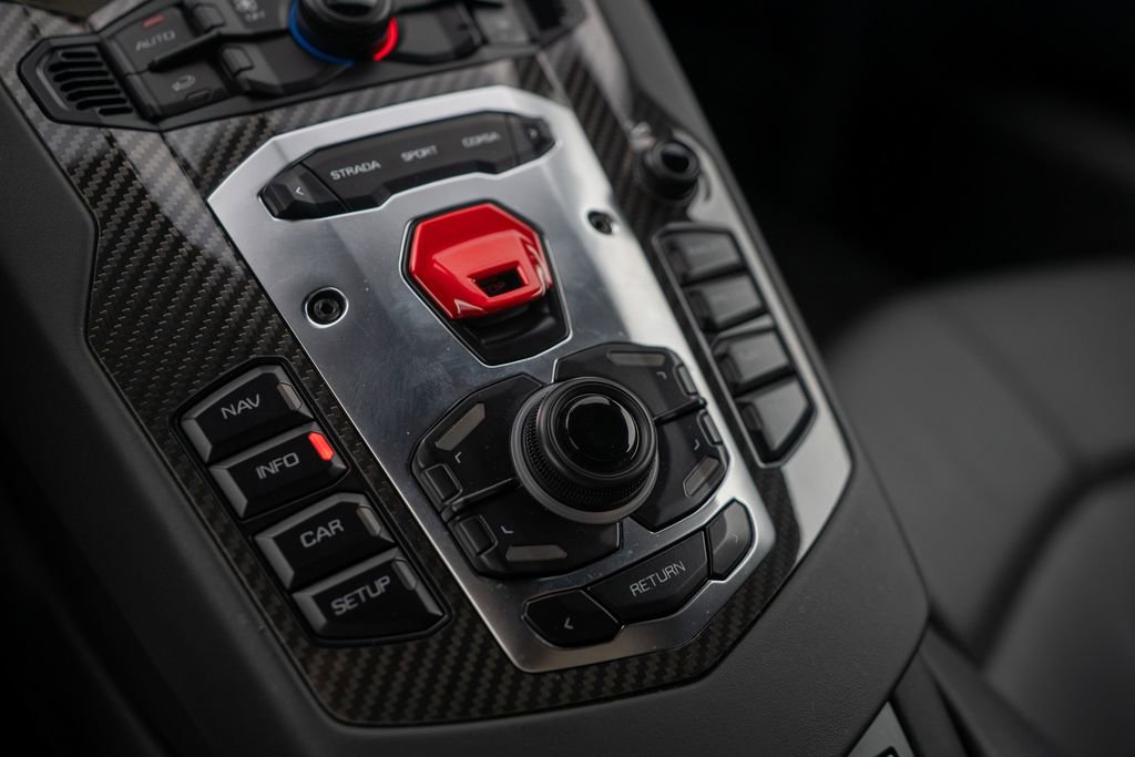 Used 2014 Lamborghini Aventador LP 700-4 AWD/4WD image 14