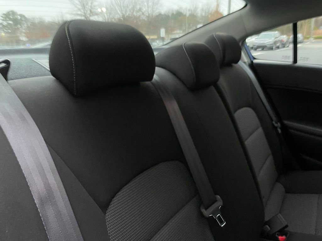 Used 2017 Kia Forte LX image 35