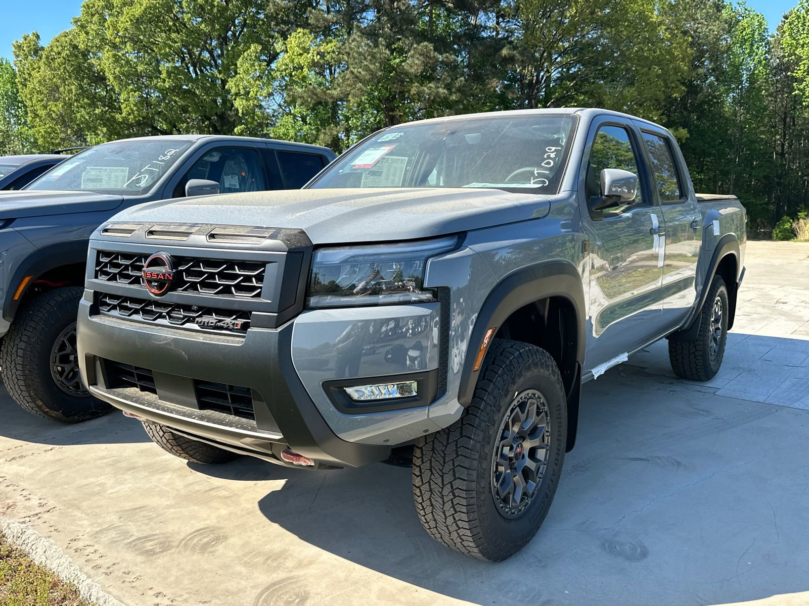 New 2026 Nissan Frontier PRO-4X w/ Pro Premium Package AWD/4WD image 1