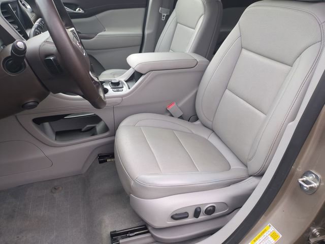 Used 2023 GMC Acadia SLT w/ Technology Package AWD/4WD image 12