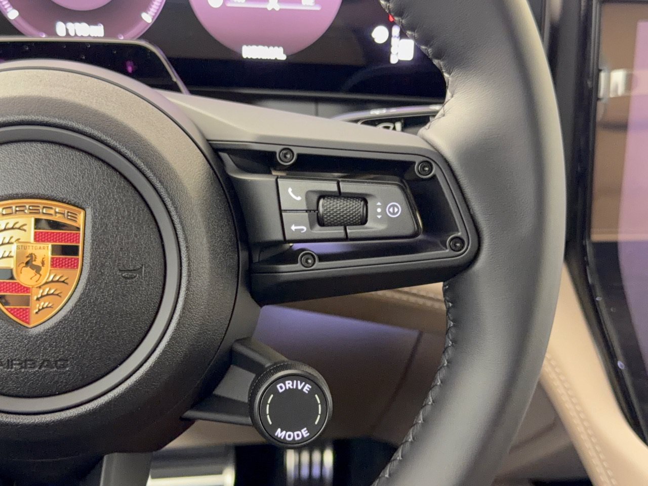 New 2026 Porsche Cayenne S AWD/4WD image 19