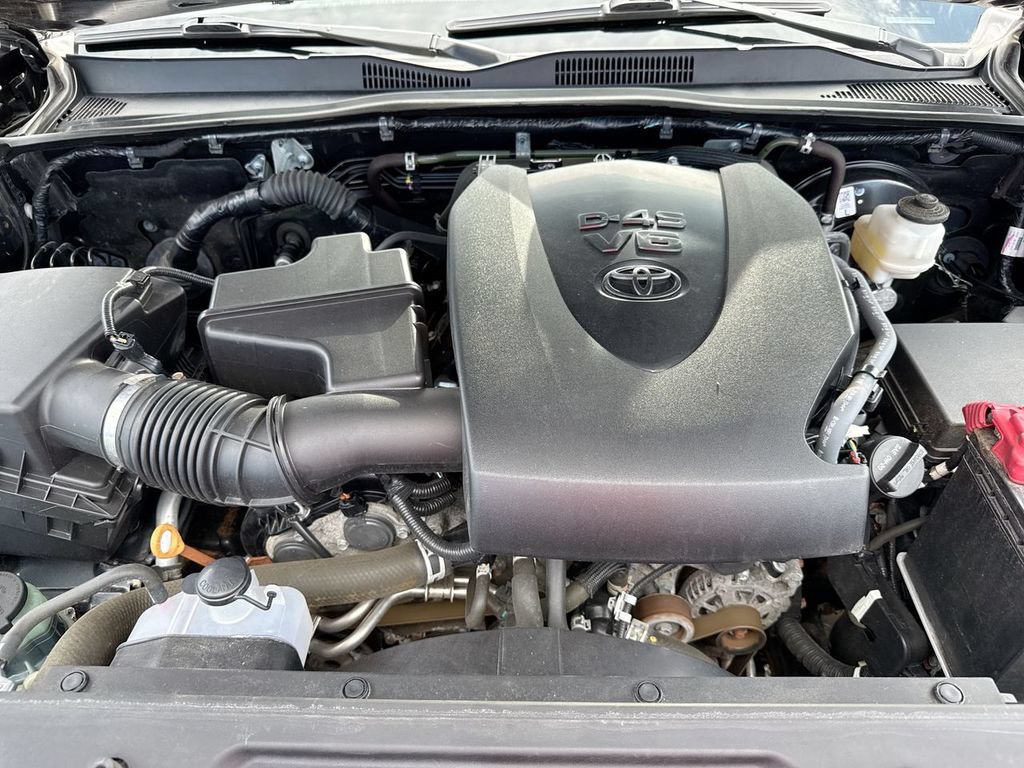 Used 2023 Toyota Tacoma SR5 RWD image 26