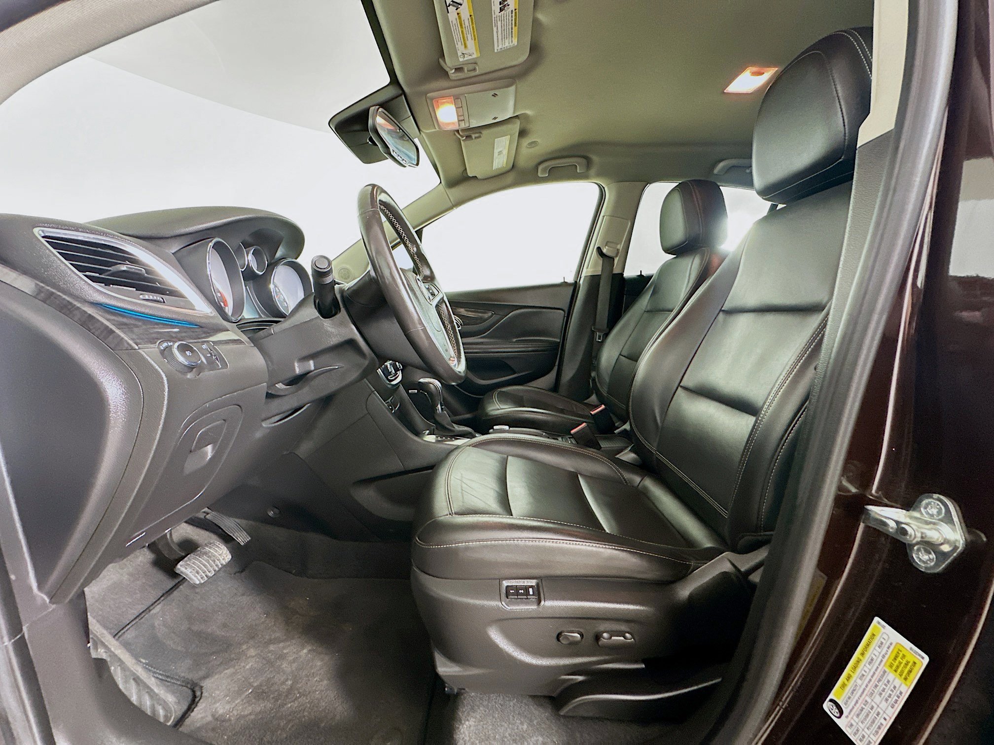 Used 2015 Buick Encore Premium image 13