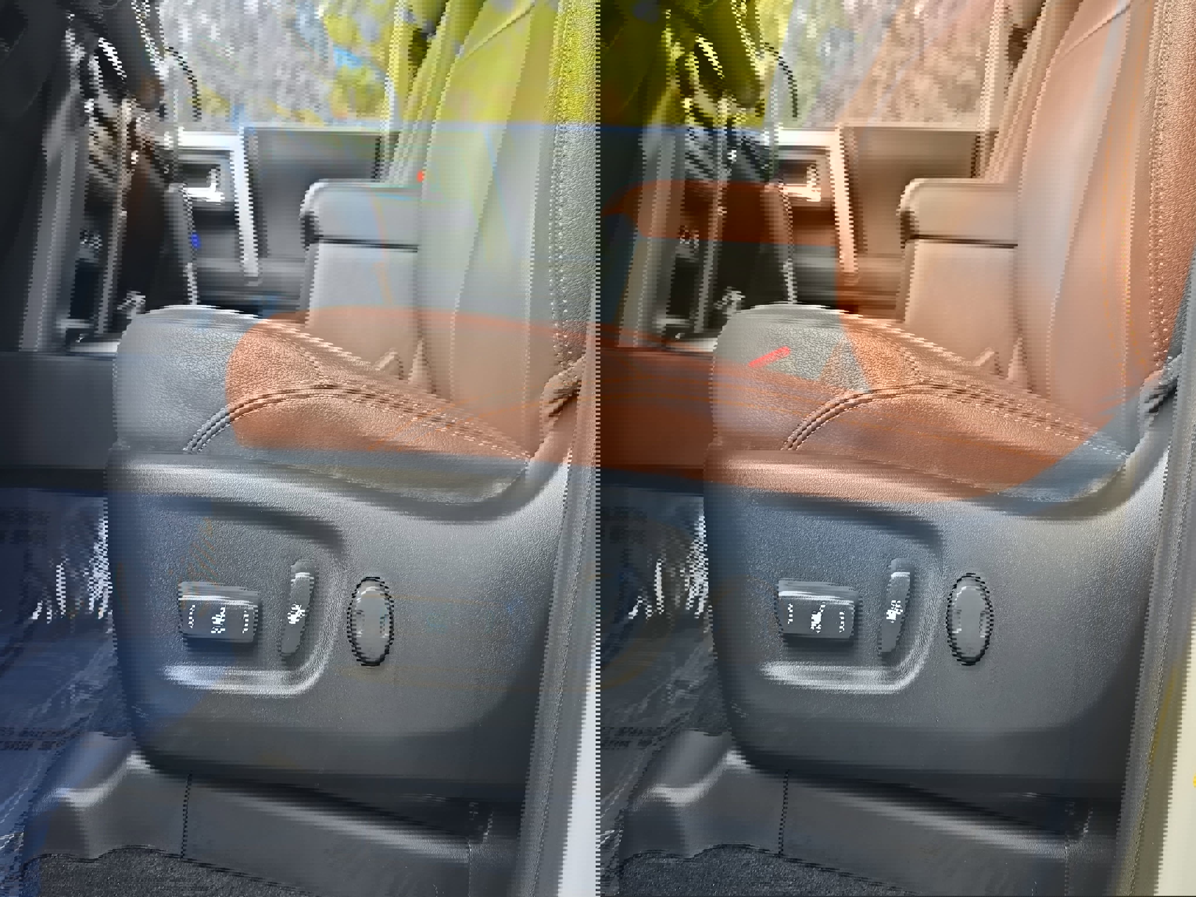 Certified 2022 Toyota 4Runner Limited image 28