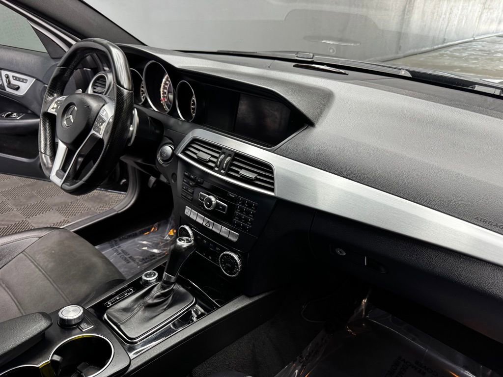 Used 2015 Mercedes-Benz C 63 AMG Coupe image 41