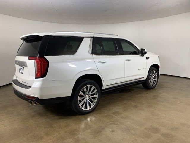 Used 2021 GMC Yukon Denali w/ Denali Premium Package image 8