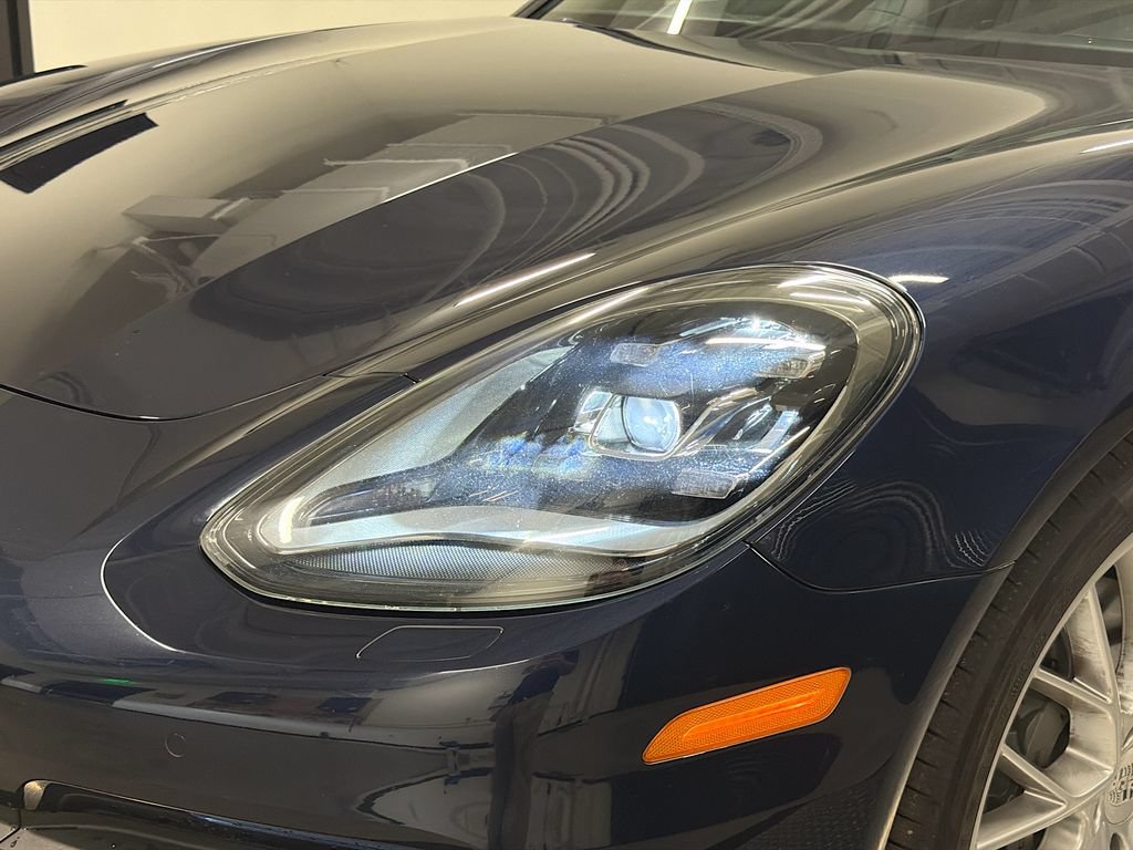 Certified 2018 Porsche Panamera 4S AWD/4WD image 33