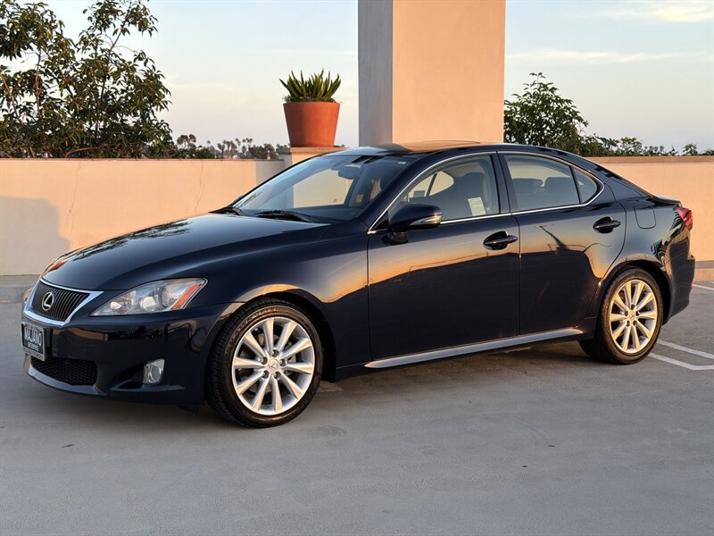 Used 2009 Lexus IS 250 RWD image 2