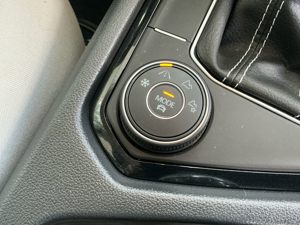 Certified 2025 Volkswagen Taos S image 19