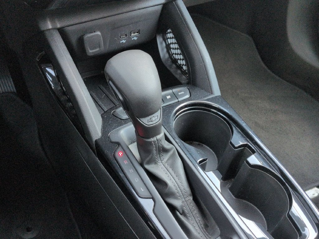 Used 2025 Chevrolet TrailBlazer LT AWD/4WD image 19