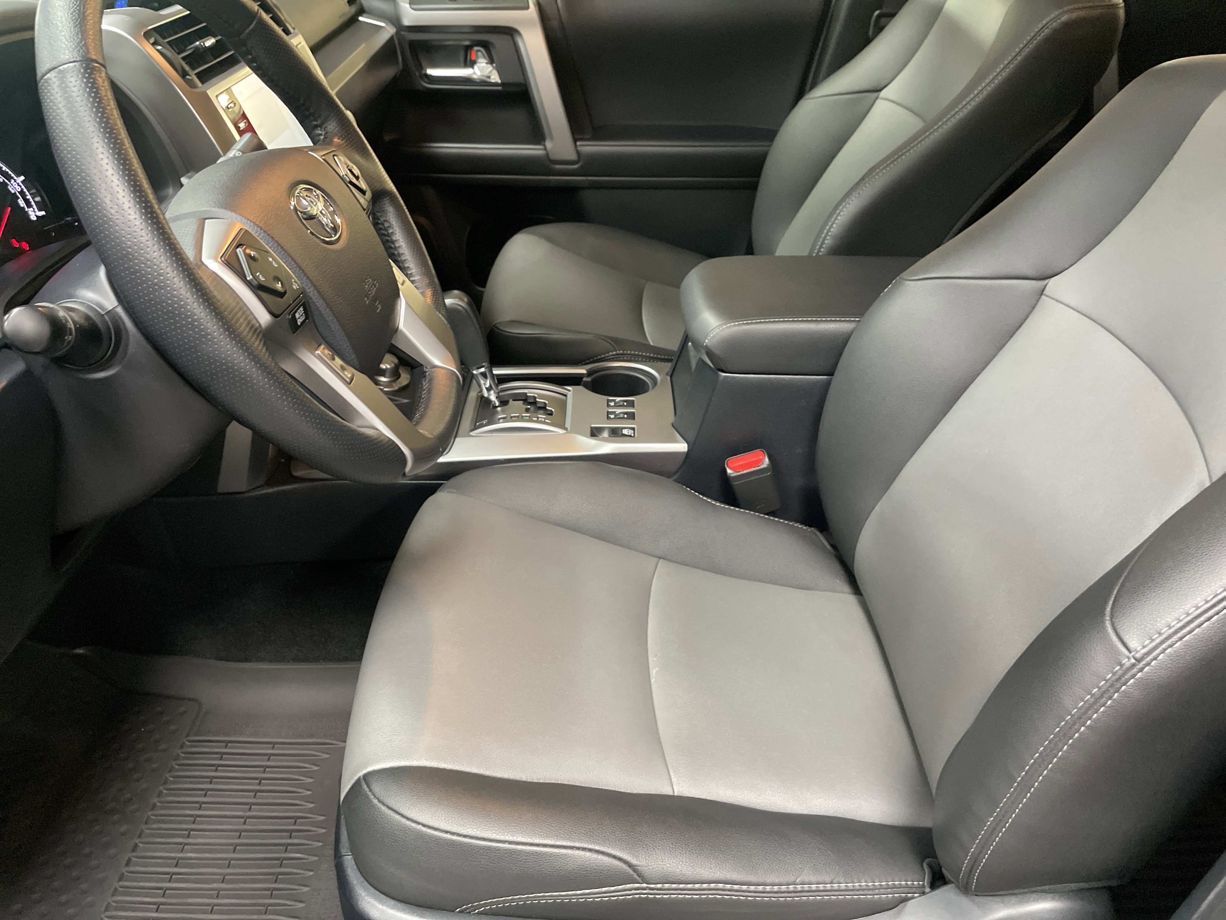 Certified 2024 Toyota 4Runner SR5 Premium image 16