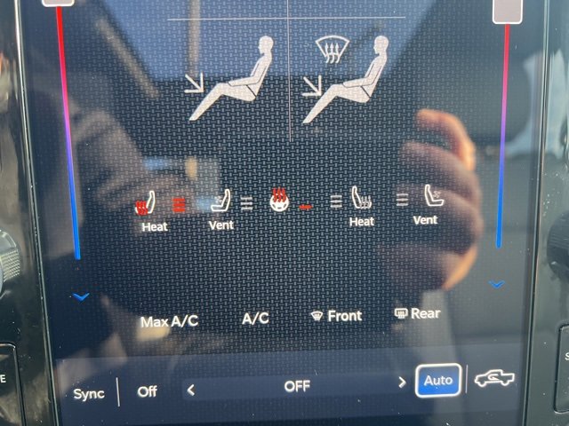 Used 2024 RAM 1500 Limited image 18