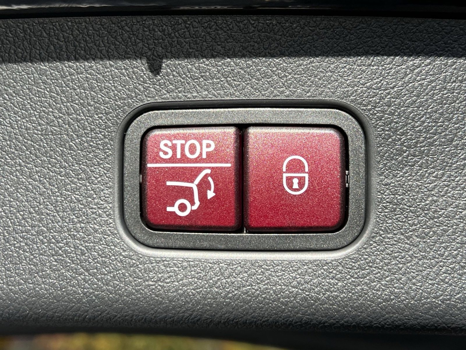 New 2026 Mercedes-Benz GLC 300 4MATIC image 24