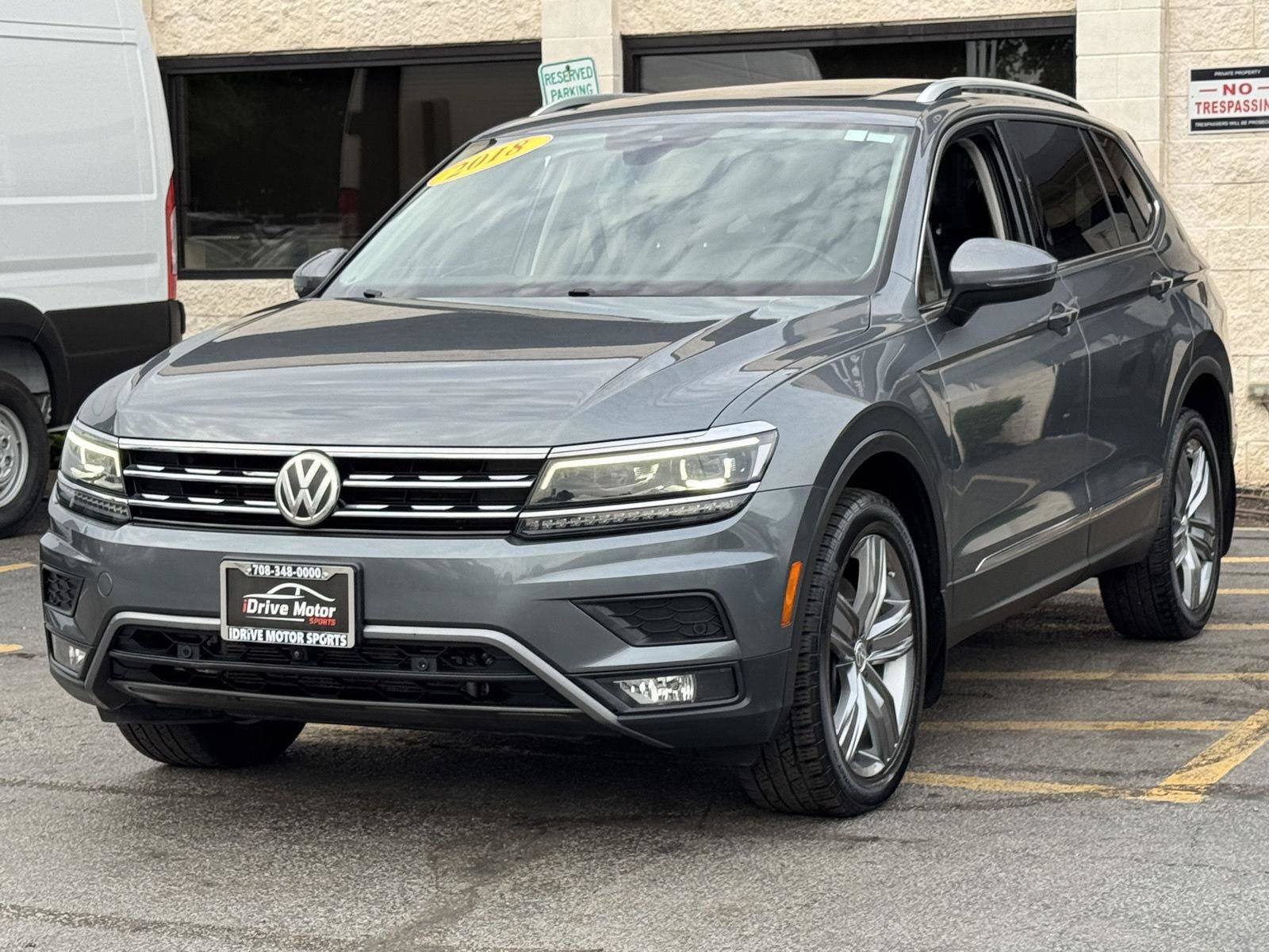 Used 2018 Volkswagen Tiguan SEL Premium w/ 3rd Row Seat Package AWD/4WD image 20