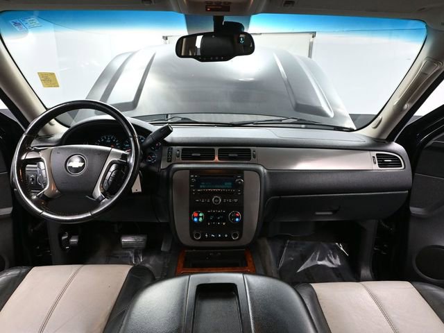 Used 2008 Chevrolet Suburban LT w/ LT Preferred Equipment Group image 26