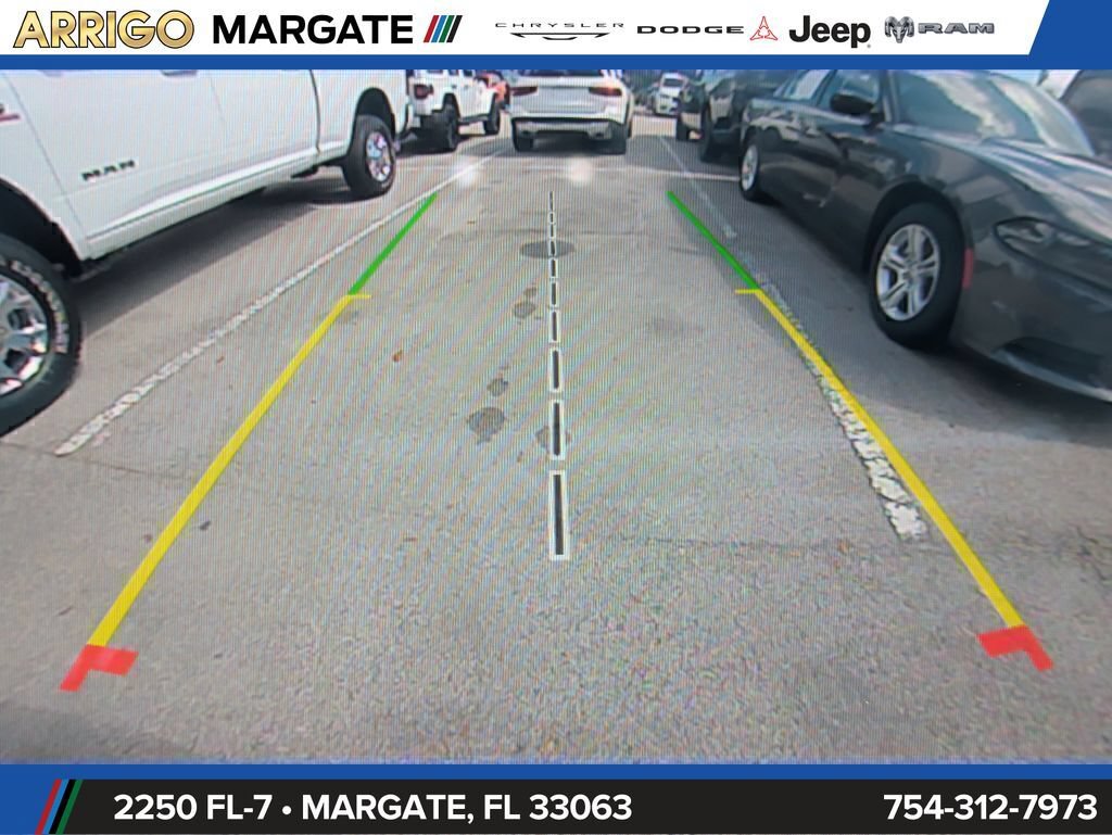 Used 2025 Jeep Wrangler Unlimited Sahara AWD/4WD image 21