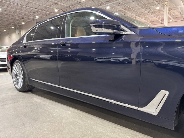 Used 2016 BMW 750i xDrive AWD/4WD image 25