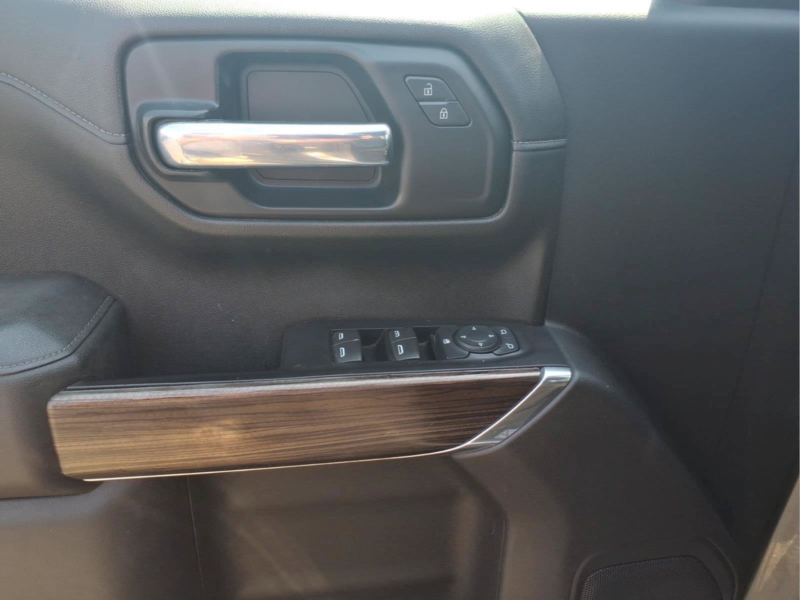 Used 2021 Chevrolet Silverado 1500 LT w/ Texas Edition Plus AWD/4WD image 18