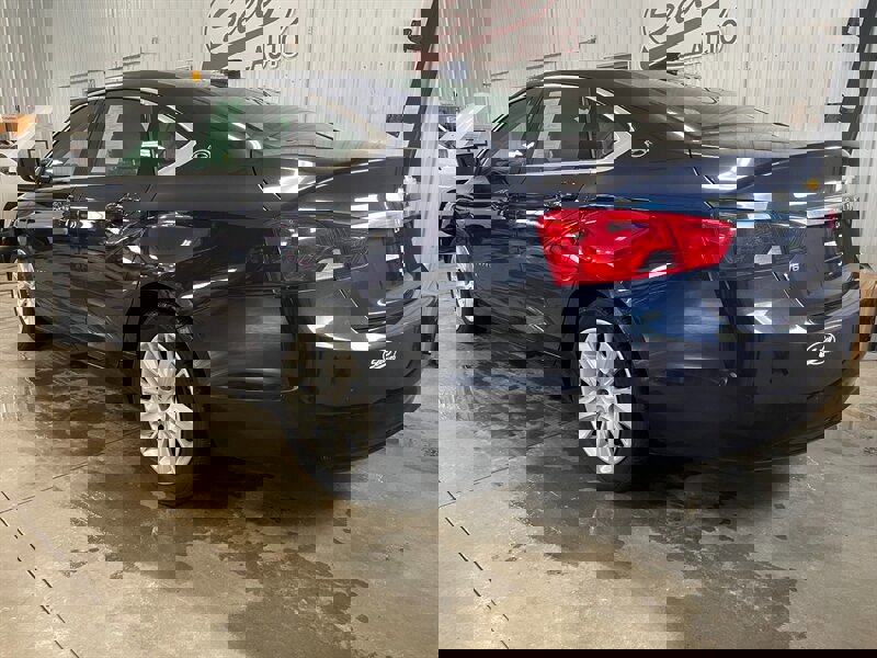 Used 2019 Chevrolet Impala LS FWD image 3