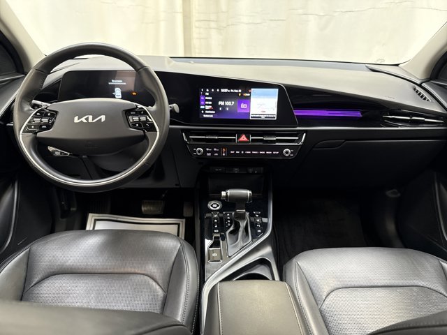 Used 2023 Kia Niro SX image 15