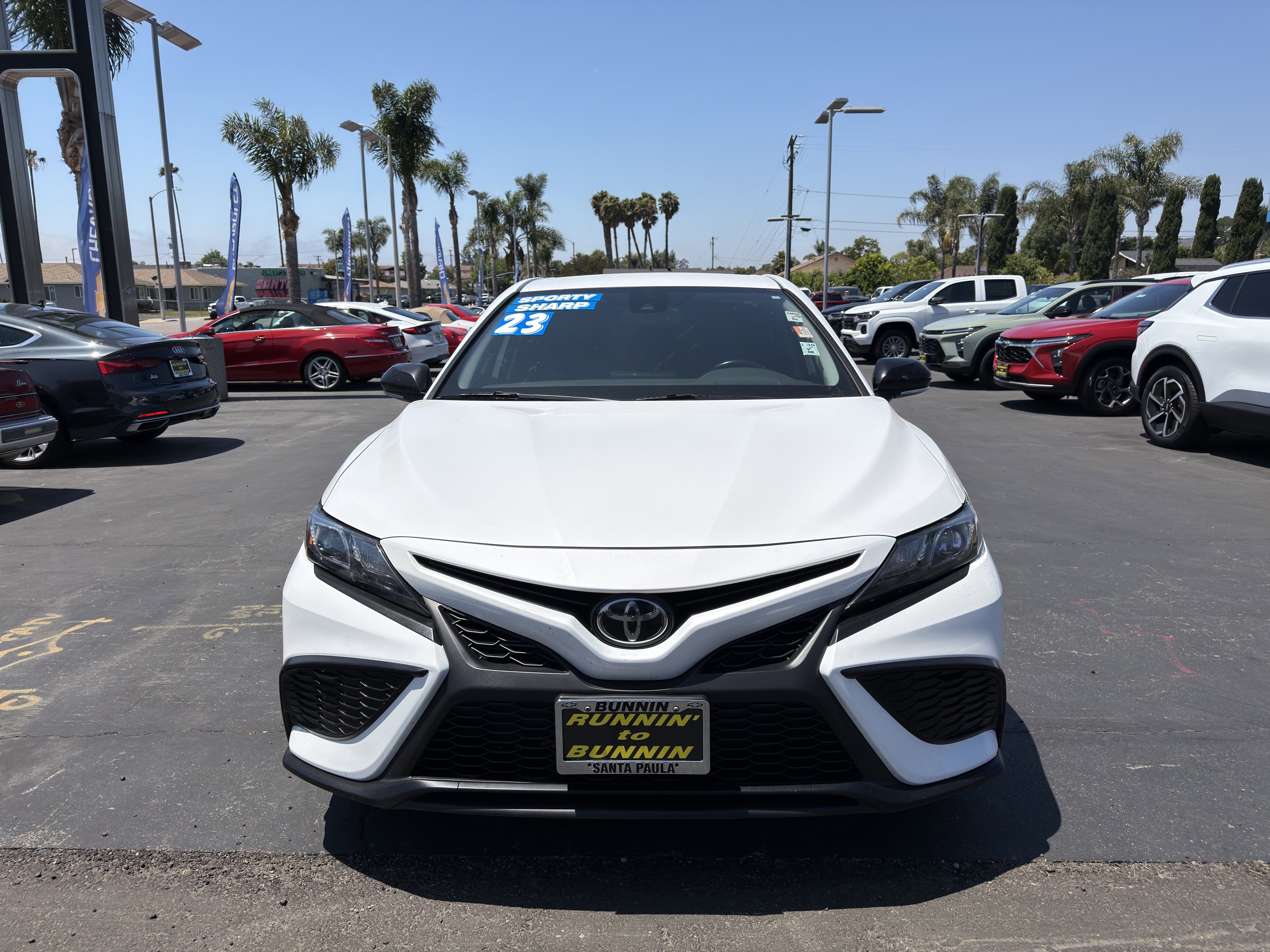 Used 2023 Toyota Camry SE w/ Convenience Package AWD/4WD image 3