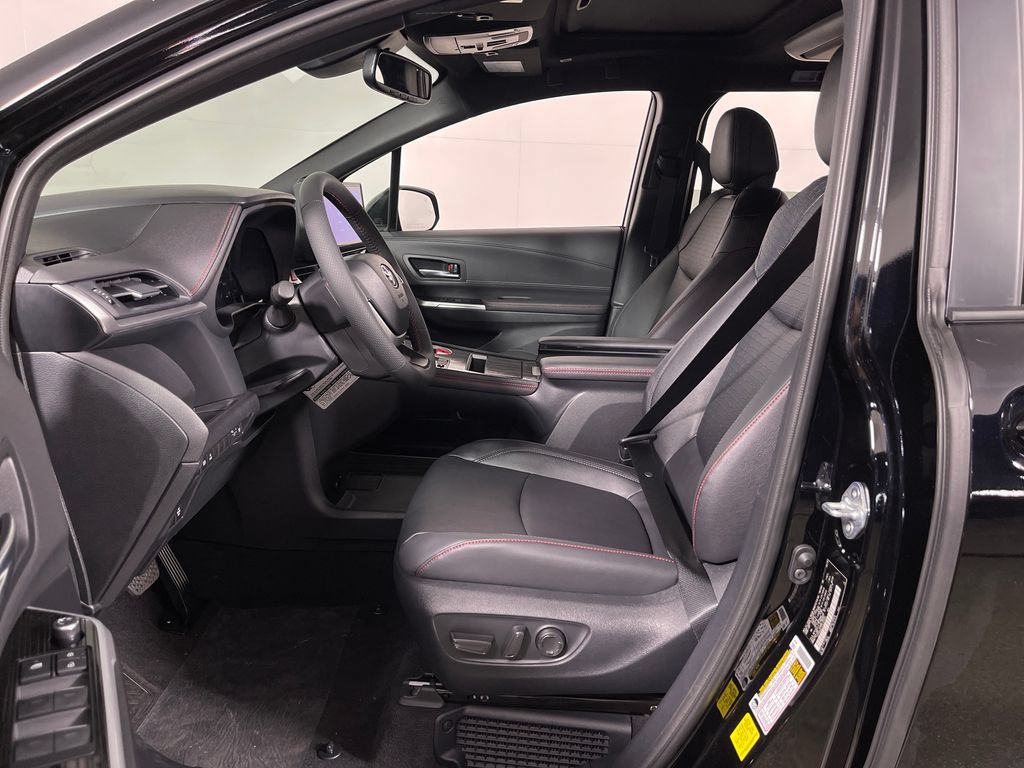 New 2026 Toyota Sienna XSE FWD image 12
