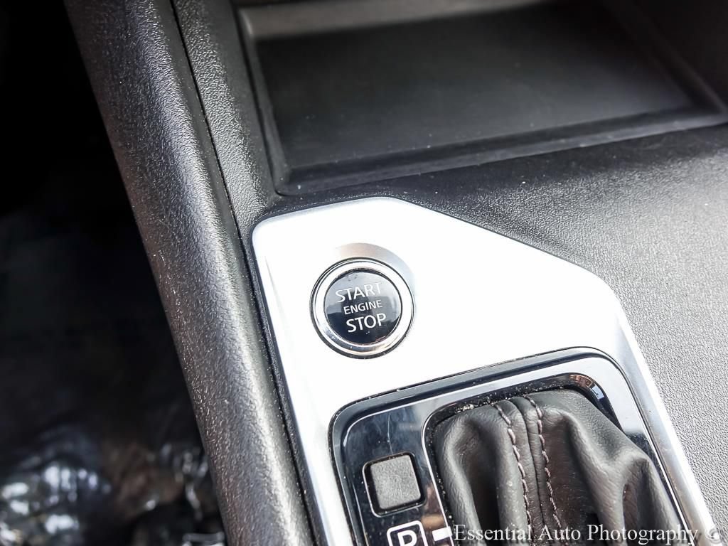 Used 2025 Nissan Altima 2.5 SV FWD image 15