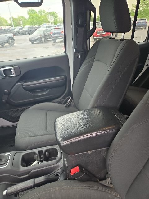 Used 2021 Jeep Gladiator Sport w/ Trailer Tow Package AWD/4WD image 15