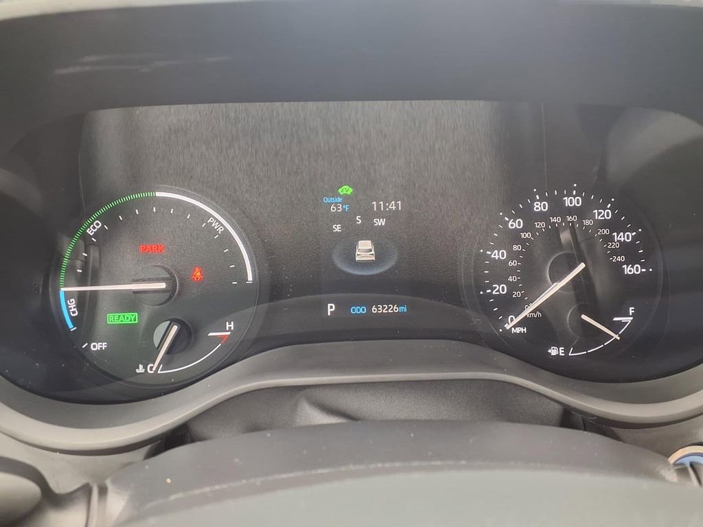 Used 2024 Toyota Sienna XLE w/ XLE Plus Package image 17