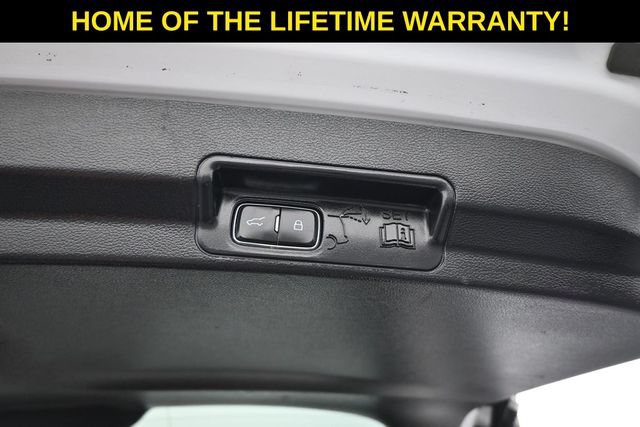 Used 2021 Ford Explorer Limited w/ Equipment Group 301A AWD/4WD image 43