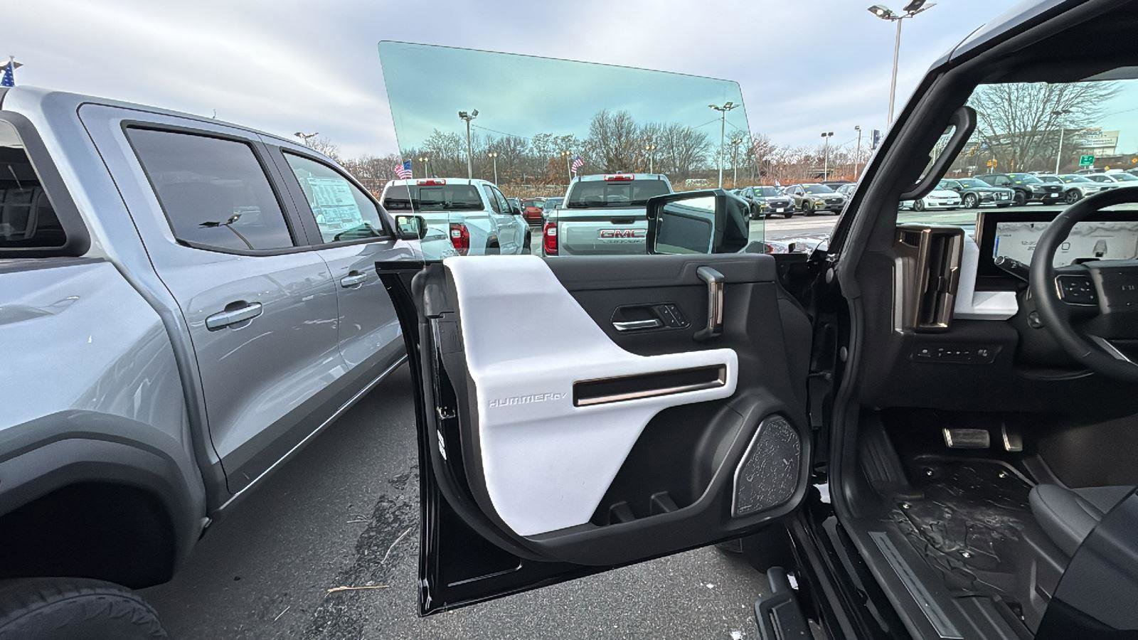 New 2025 GMC Hummer EV 3X w/ Extreme Off-Road Package image 25