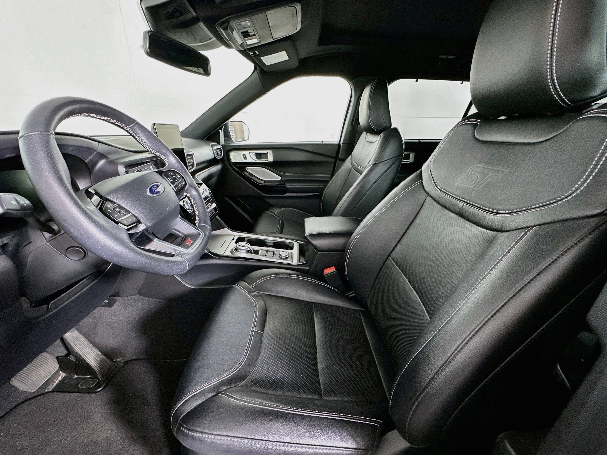 Used 2023 Ford Explorer ST w/ Equipment Group 401A AWD/4WD image 13