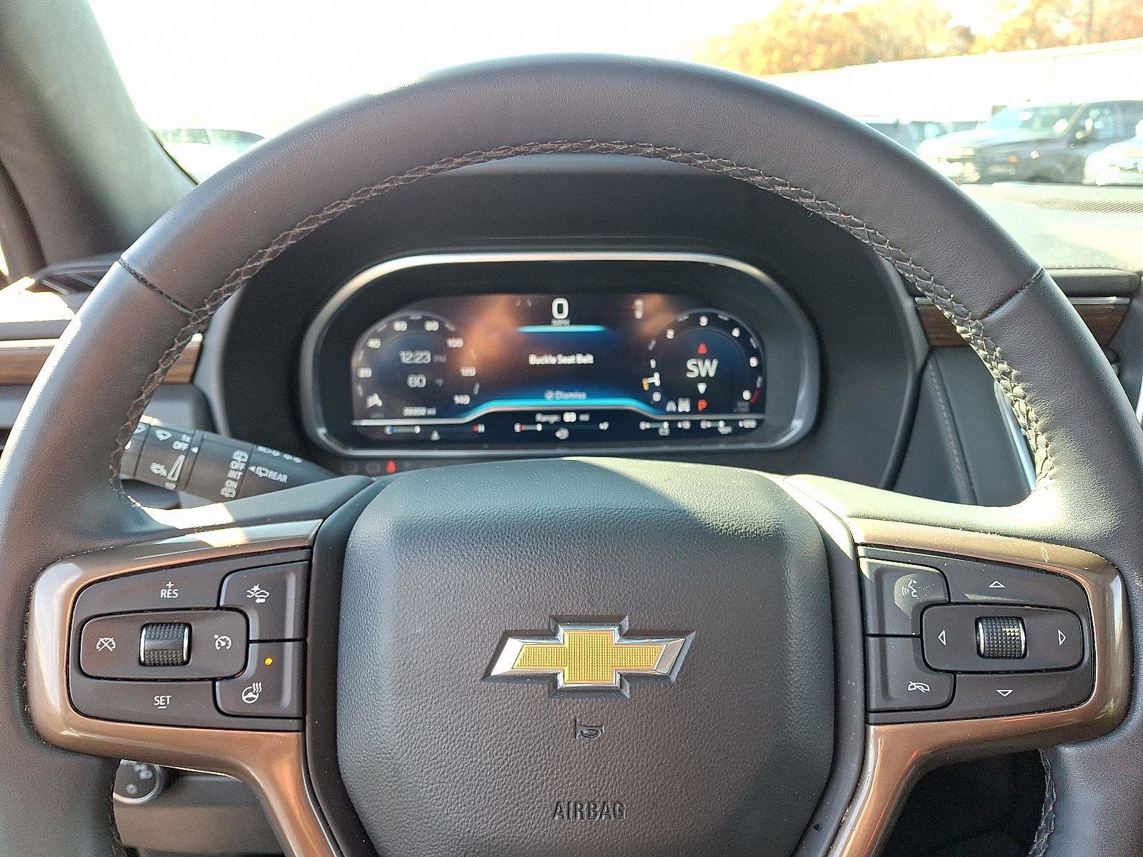 Used 2023 Chevrolet Suburban High Country image 53