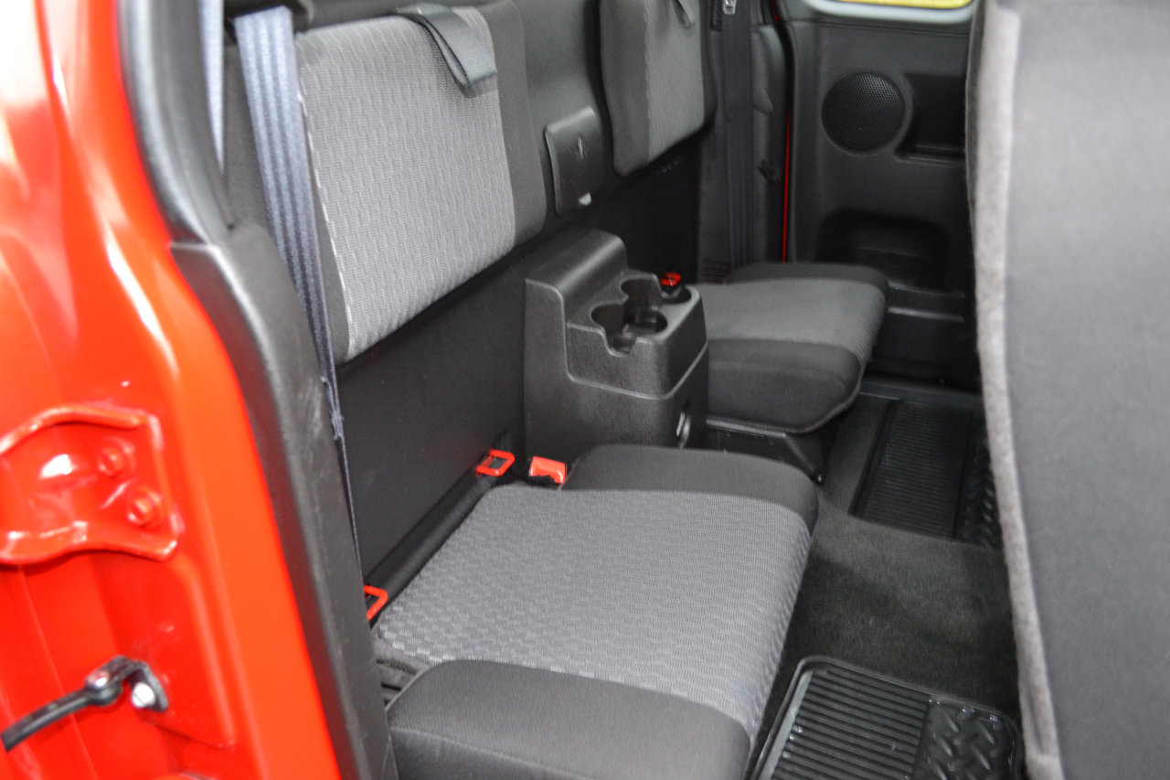 Used 2011 Chevrolet Colorado LT image 34