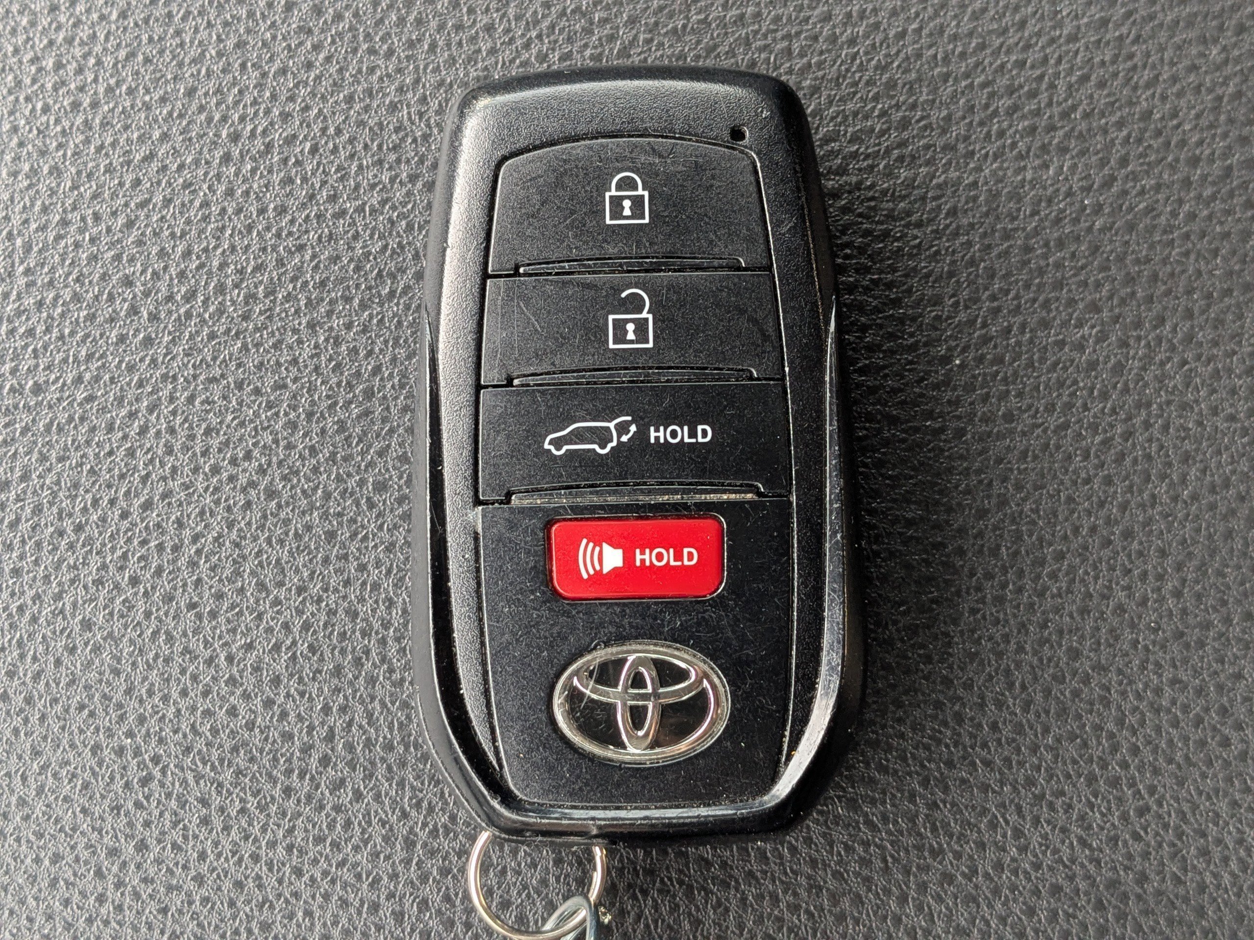 Used 2024 Toyota Grand Highlander AWD image 39