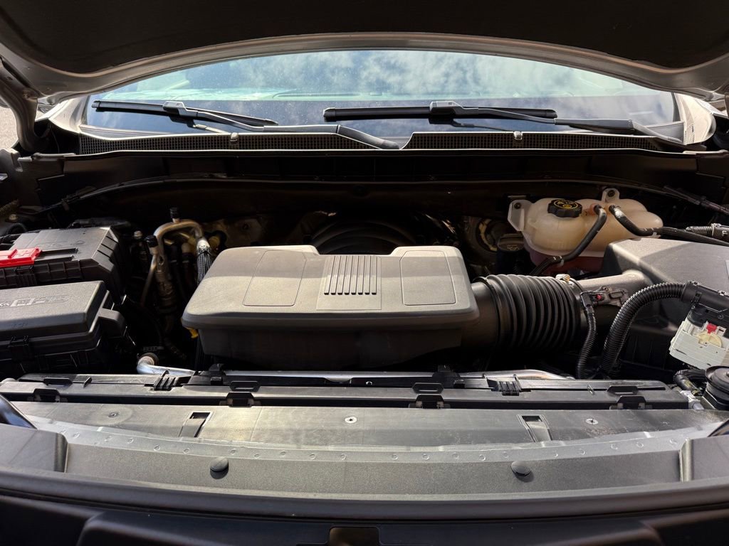 Certified 2023 Chevrolet Tahoe Z71 w/ Luxury Package image 12