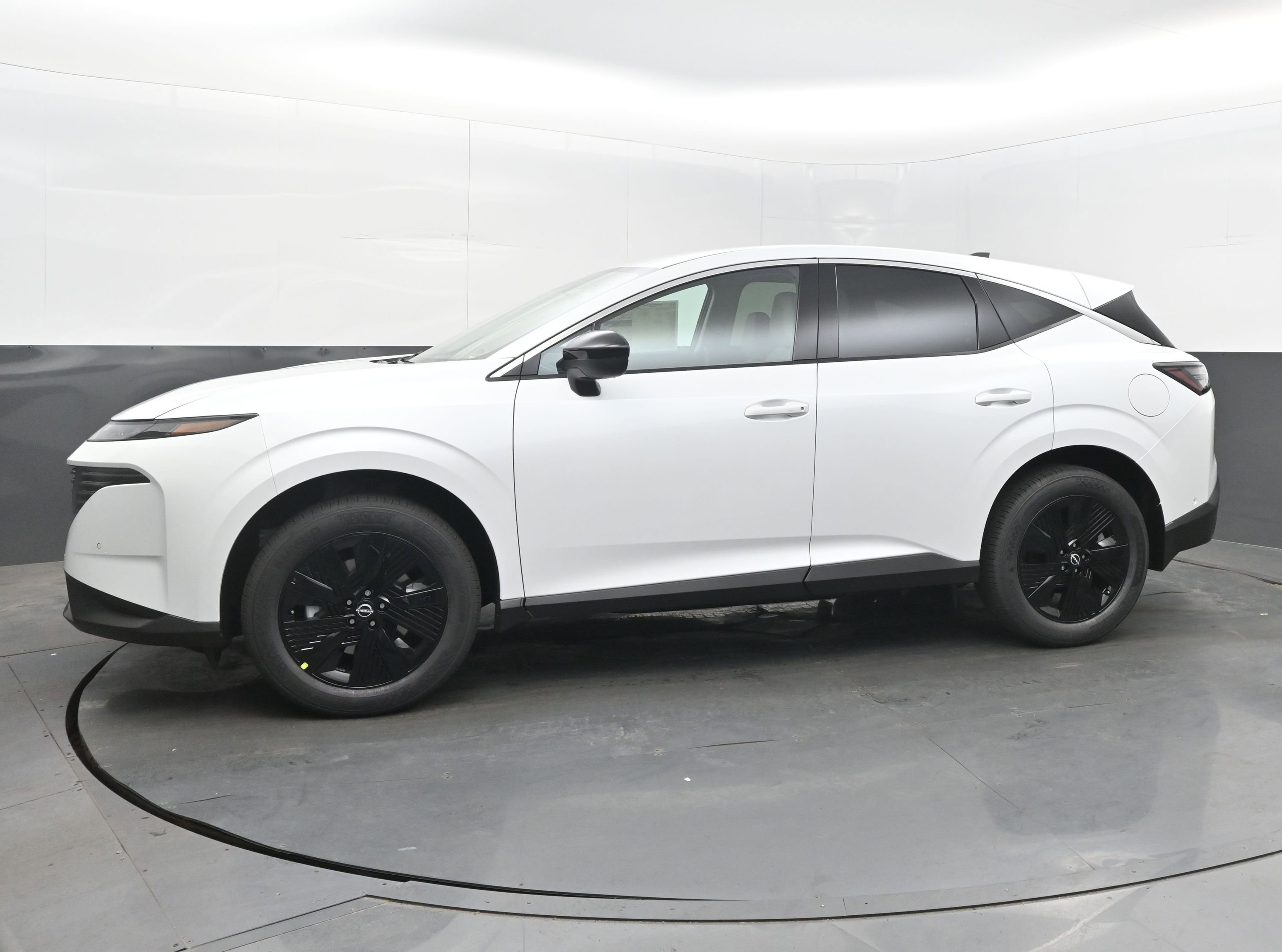 New 2025 Nissan Murano SV w/ Cargo Package image 4