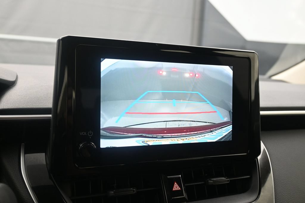 Used 2025 Toyota Corolla LE FWD image 26