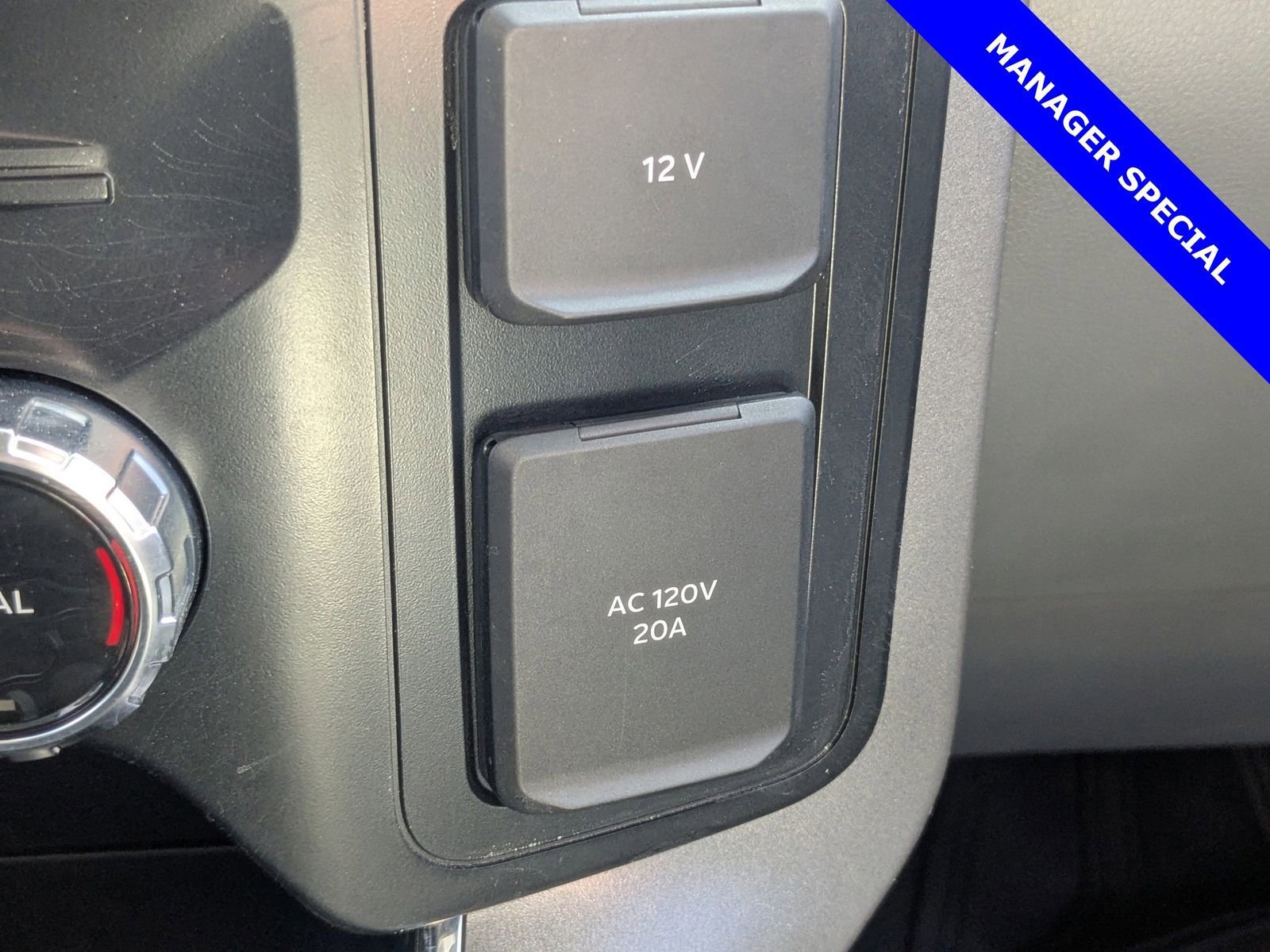 Used 2023 Ford F150 Lightning XLT image 25