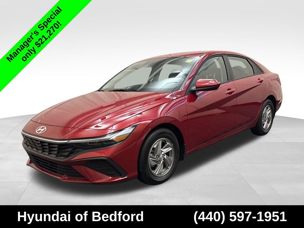 Certified 2026 Hyundai Elantra SE FWD image 1