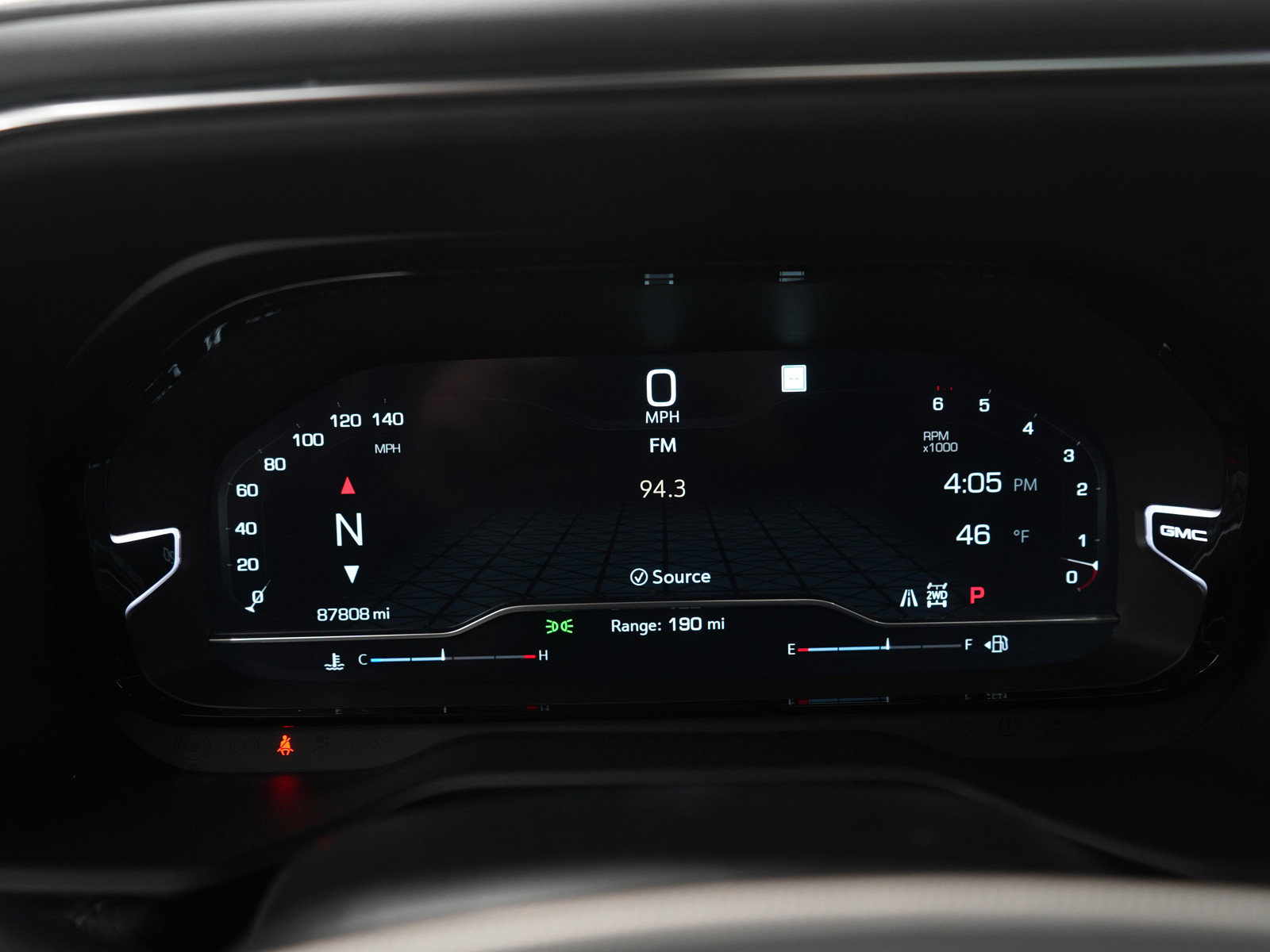 Used 2022 GMC Yukon XL Denali image 31