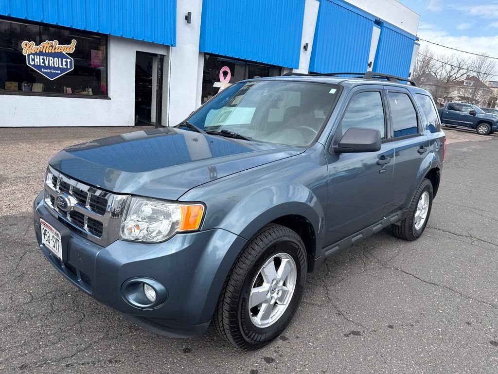 Used 2012 Ford Escape XLT AWD/4WD image 2