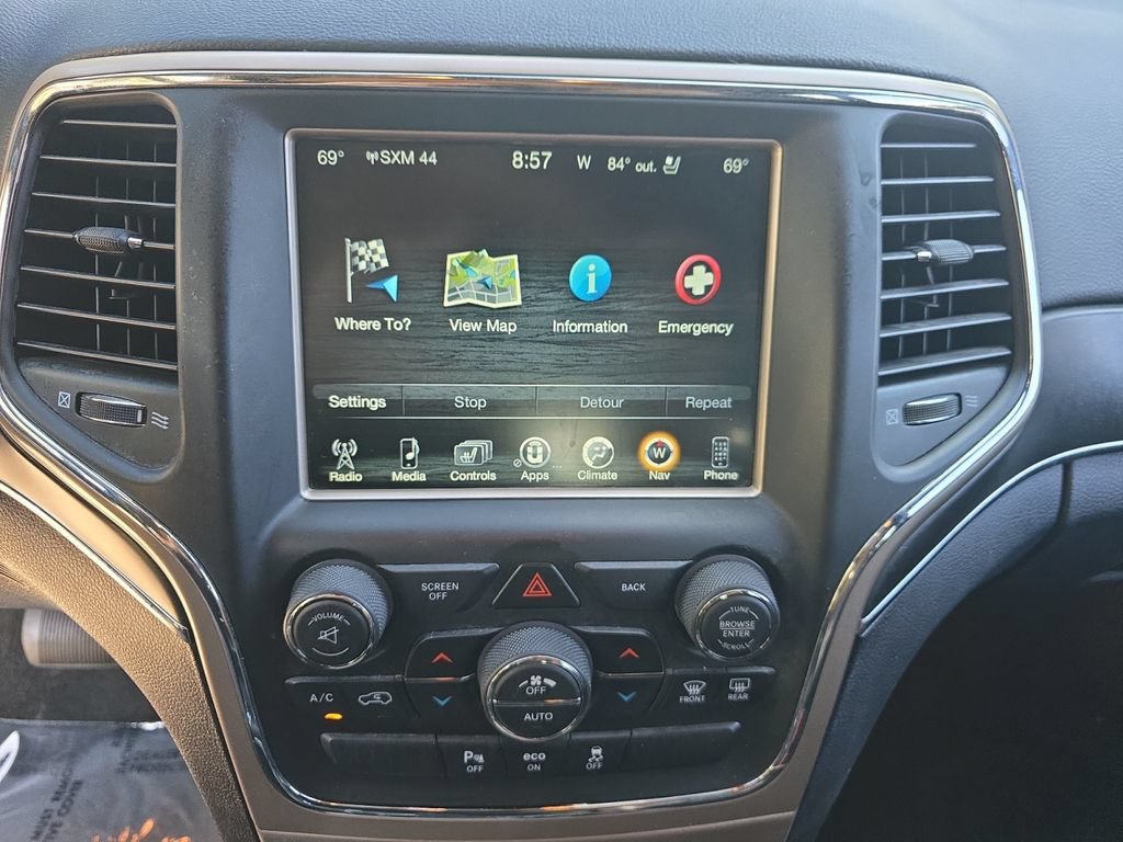 Used 2015 Jeep Grand Cherokee Limited w/ Luxury Group II AWD/4WD image 25