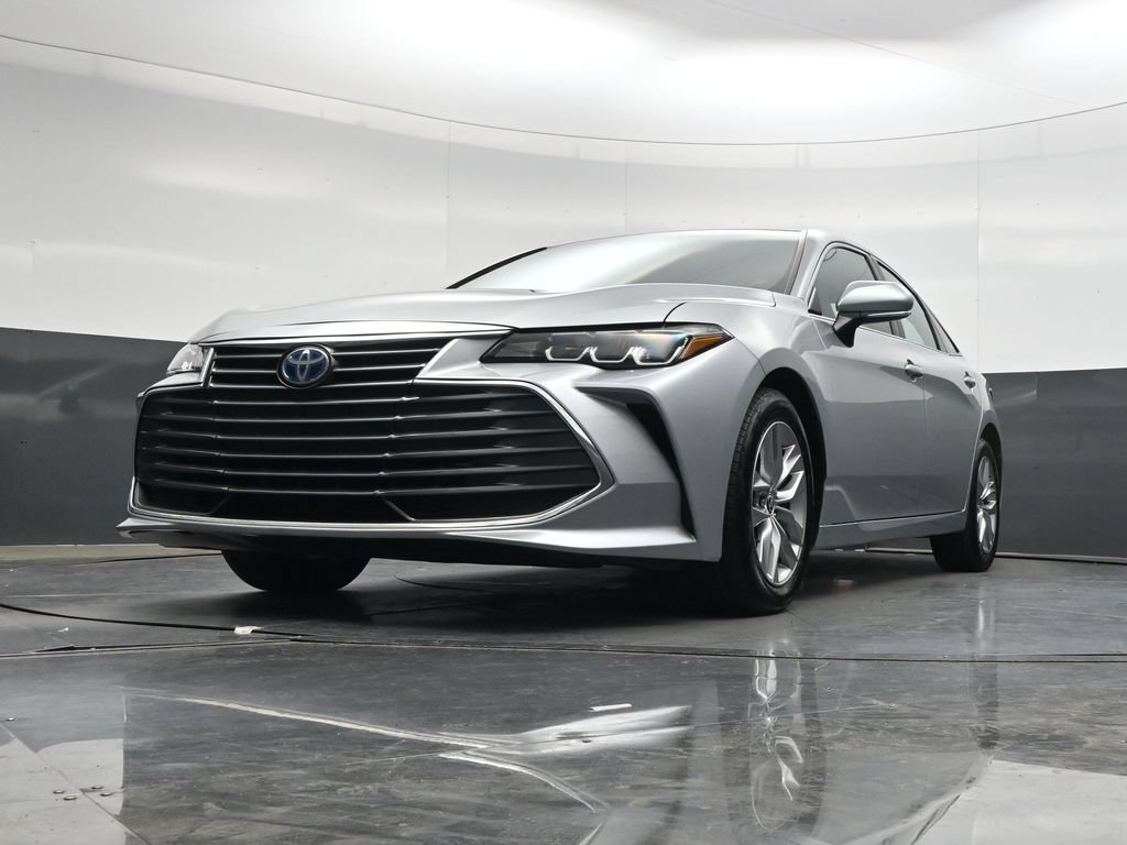 Used 2022 Toyota Avalon XLE w/ Moonroof Package FWD image 32